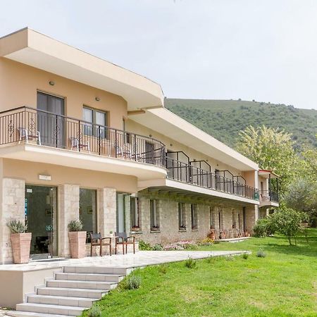 Hotel Marathia Arta Ngoại thất bức ảnh